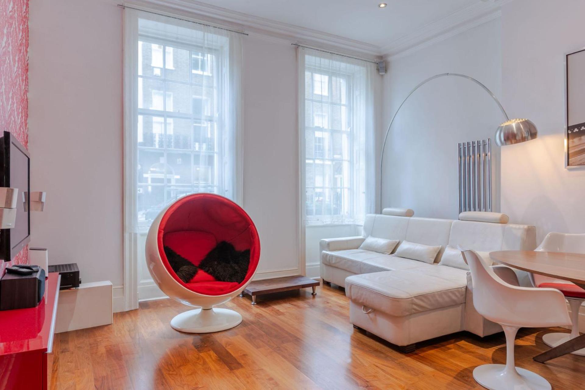 The "Red Room Apartment" - Fitzrovia - By Frankie Says Лондон Екстер'єр фото